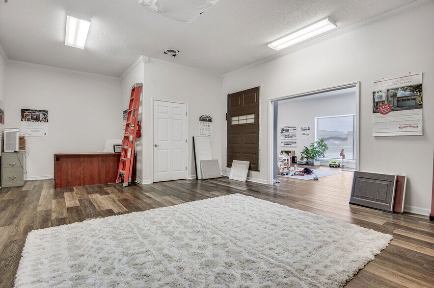 More Photos Of 1212-1216 Gum Branch Rd, Jacksonville General Retail For Sale