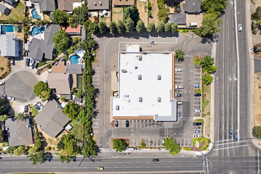 More Photos Of 6144 Dewey Dr, Citrus Heights Drugstore For Sale