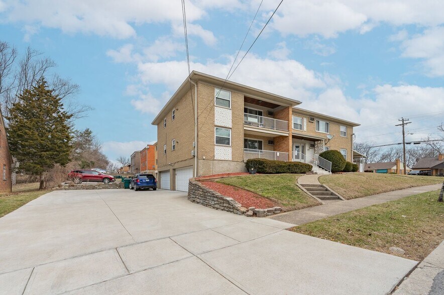 More Photos Of 2310 Van Leunen Dr, Cincinnati Multifamily For Sale