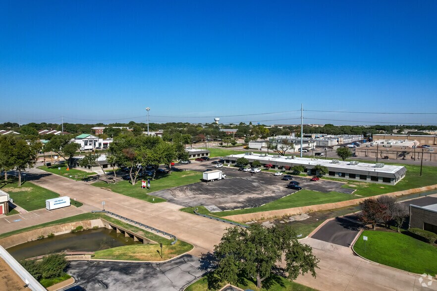 More Photos Of 14330 Midway Rd, Farmers Branch Unknown For Lease