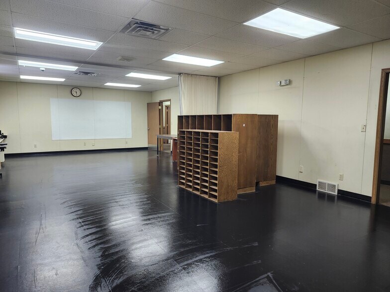More Photos Of 826 Franklin Rd, Mercer Medical For Lease
