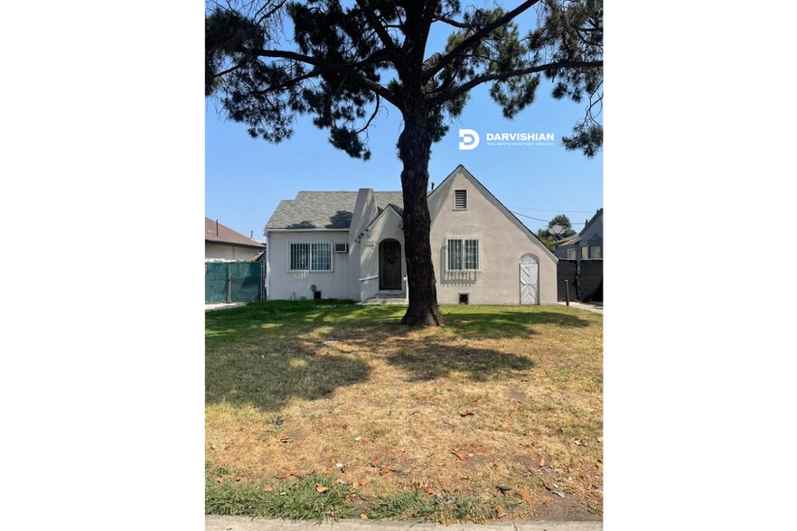 More Photos Of 1529 E 1st St, Santa Ana Storefront Retail Residential For Sale