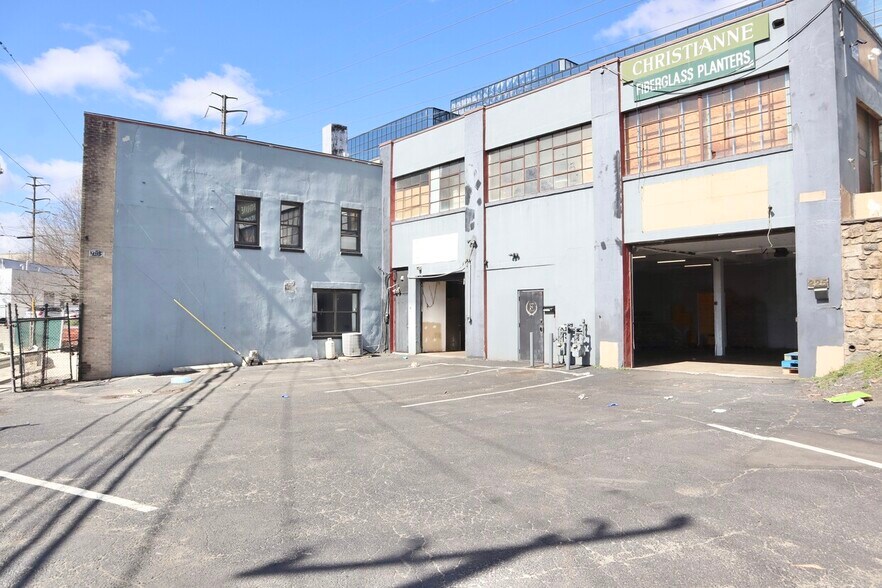 More Photos Of 225 Greenwich Ave, Stamford Manufacturing For Lease