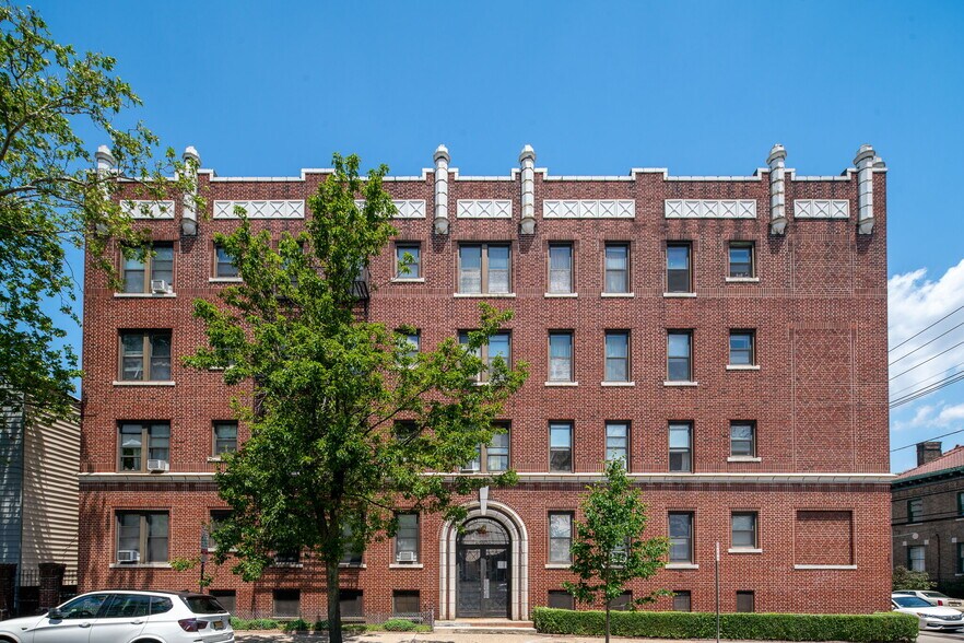Primary Photo Of 995 Summit Ave, Jersey City Apartments For Sale