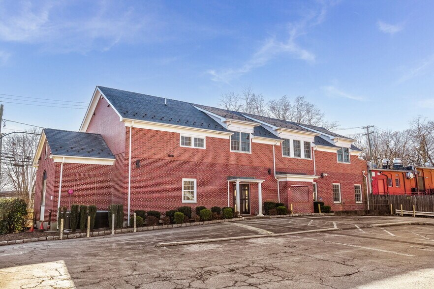 More Photos Of 70 Gedney Way, White Plains Bank For Sale