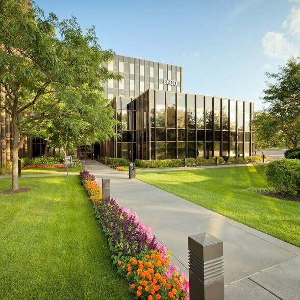 More Photos Of 6750 France Ave S, Edina Office For Lease