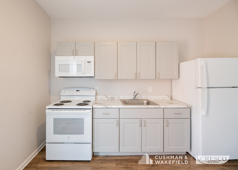 More Photos Of 3182 W 25th St, Cleveland Apartments For Sale