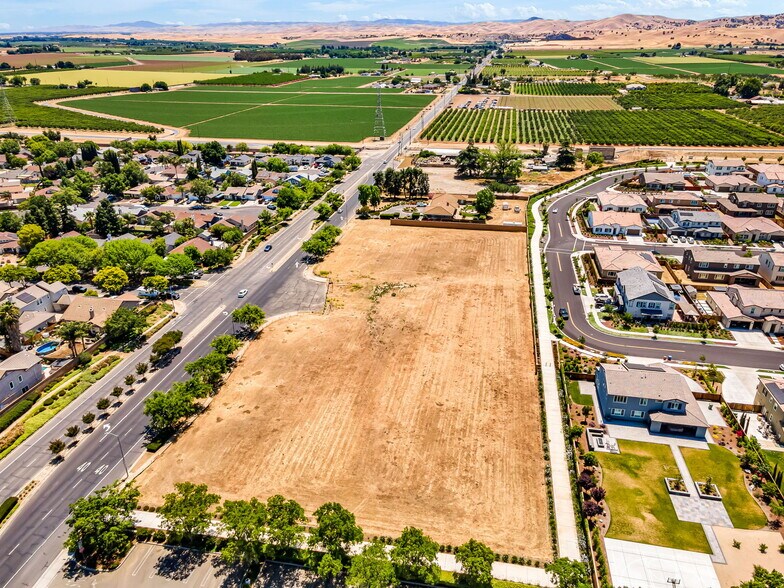 More Photos Of Walnut Blvd, Brentwood Land For Sale