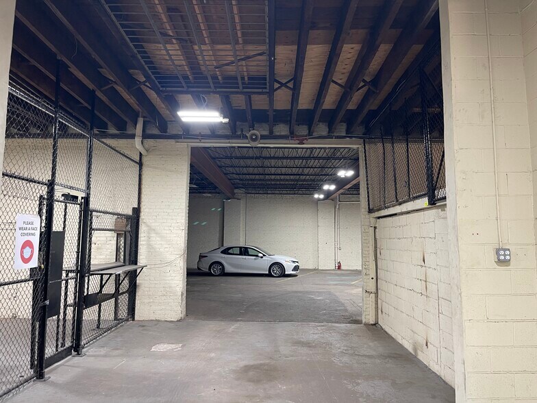 More Photos Of 78-84 Frelinghuysen Ave, Newark Warehouse For Lease