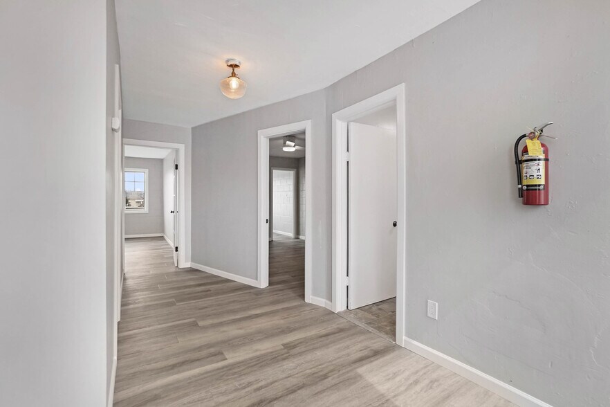 More Photos Of 649 23rd St, Richmond General Retail For Sale