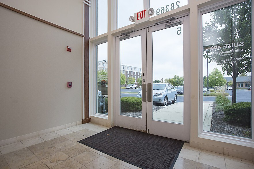 More Photos Of 28369 Davis Pky, Warrenville Office For Lease