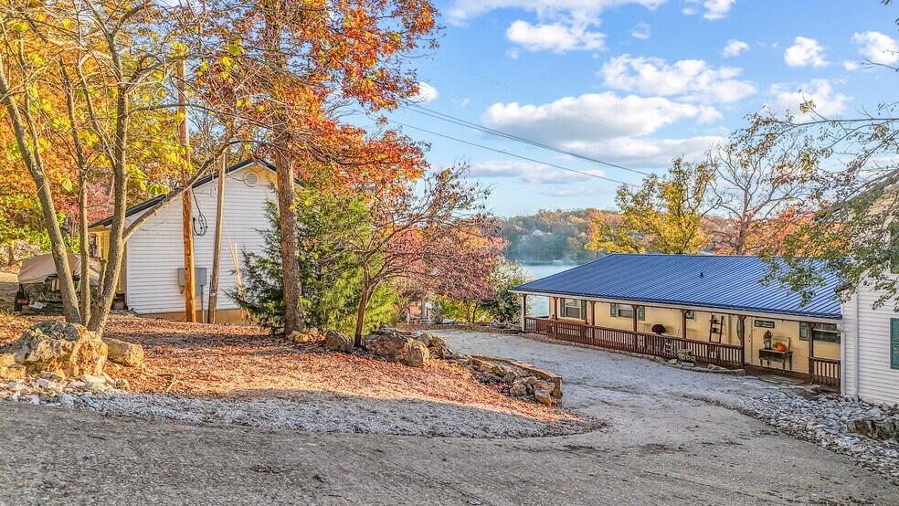 More Photos Of 1117 Dogwood Rd, Lake Ozark Multifamily For Sale