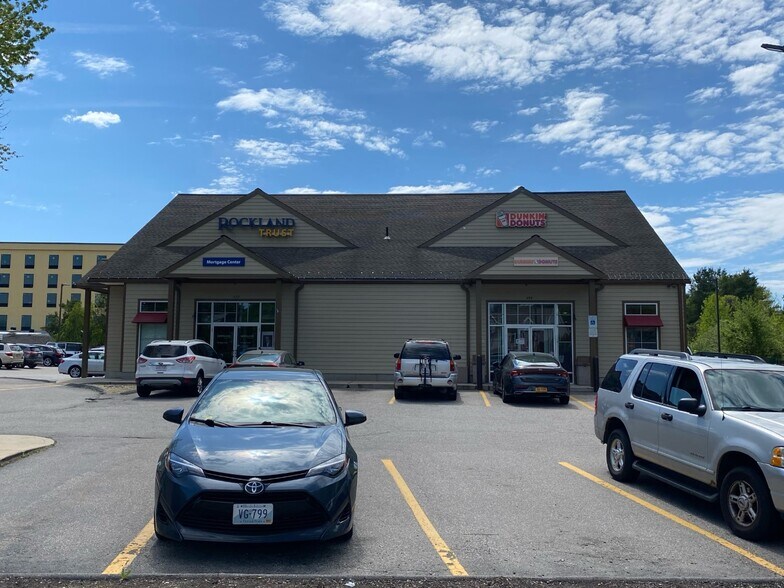 More Photos Of 460-490 King St, Franklin Freestanding For Lease