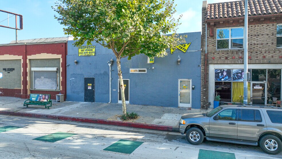 More Photos Of 2604 W 54th St, Los Angeles Storefront Retail Office For Sale