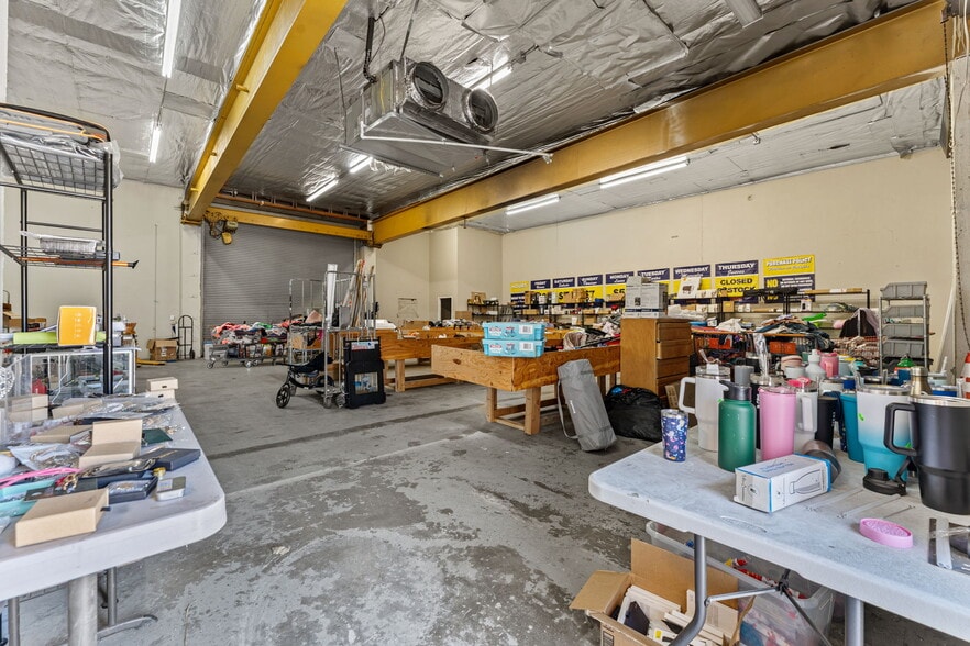 More Photos Of 960 W 1st St, Pomona Warehouse For Sale