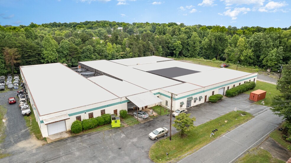 Primary Photo Of 314 Mandustry St, High Point Warehouse For Lease