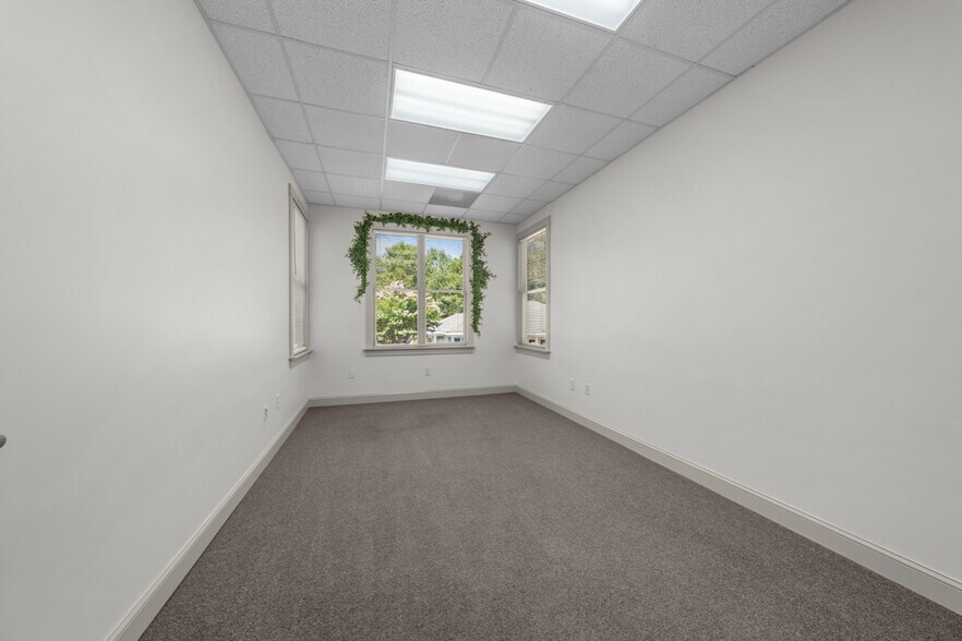 More Photos Of 1502 W NC Highway 54, Durham Office For Sale