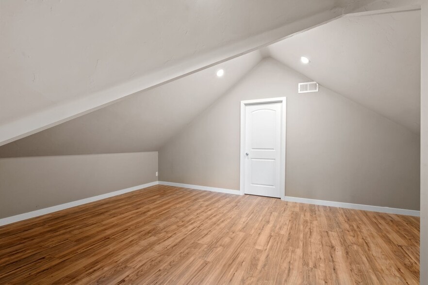 More Photos Of 1650 The Alameda, San Jose Office For Sale