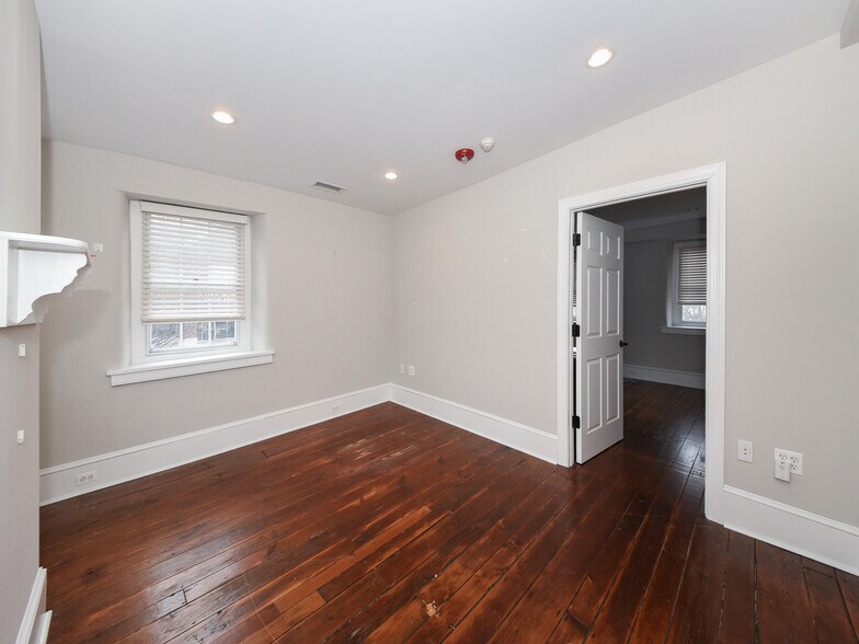 More Photos Of 1432 Bethlehem Pike, Flourtown Office For Lease