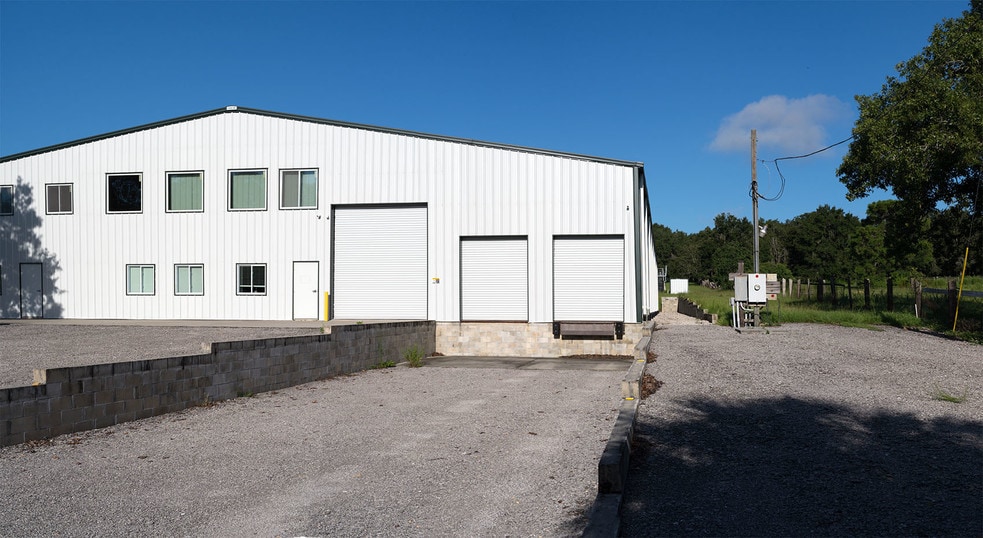 Primary Photo Of 5454 Foliage Way, Apopka Warehouse For Lease