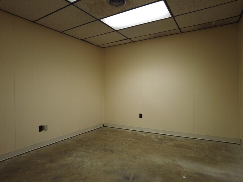 More Photos Of 215-225 S Allison Ave, Xenia Medical For Sale