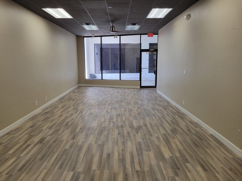More Photos Of 2811 Tamiami Trl, Port Charlotte Unknown For Lease