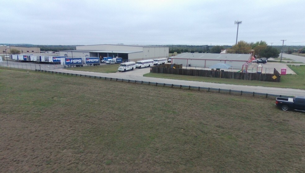 More Photos Of 709 Swanner Loop, Killeen Land For Lease