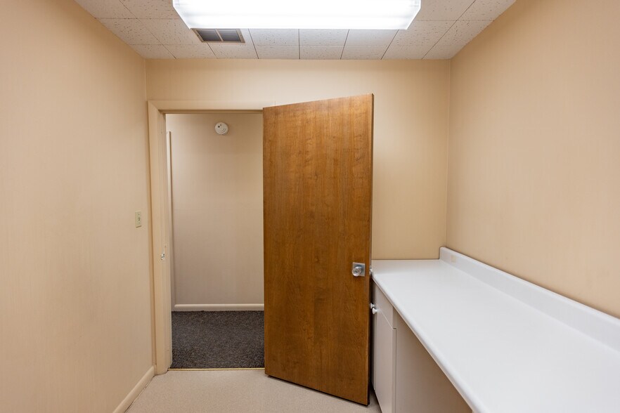 More Photos Of 504 E Lyon St, Laramie Healthcare For Sale