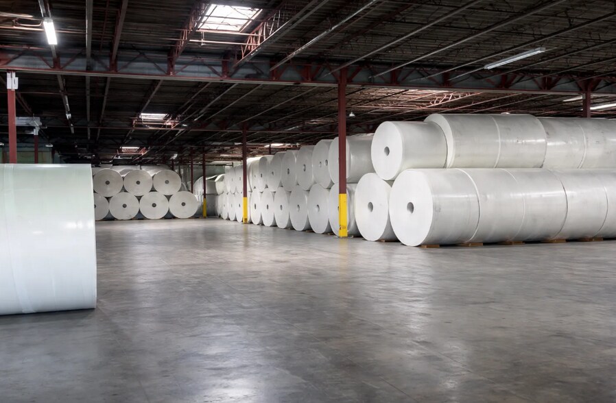 More Photos Of 800 S Gilbert St, Danville Warehouse For Sale