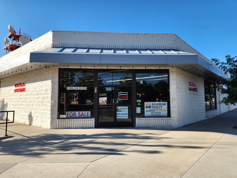 More Photos Of 601 E Main St, Montrose Freestanding For Sale