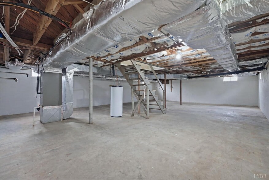 More Photos Of 7609 Timberlake Rd, Lynchburg Office For Sale