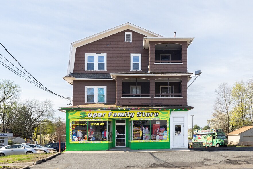 More Photos Of 584 W Main St, Meriden Storefront Retail Residential For Sale