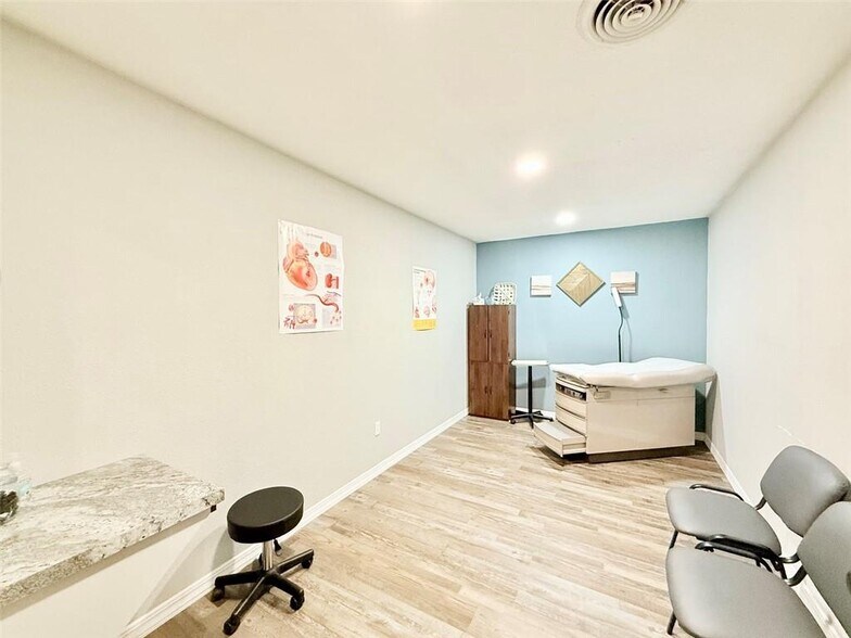 More Photos Of 11442 SR 27, Hector Medical For Sale