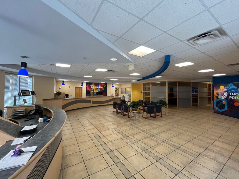 More Photos Of 850 S Hughey Ave, Orlando Manufacturing For Sale