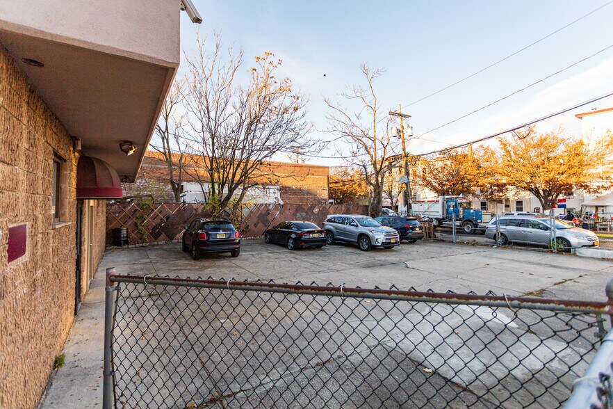 More Photos Of 84-86 Mill St, Paterson Office For Sale
