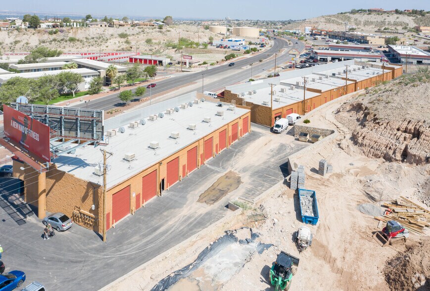 More Photos Of 5200 N Mesa St, El Paso Unknown For Lease