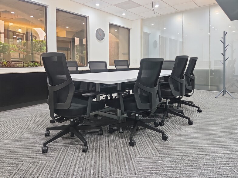 More Photos Of 4 Orinda Way, Orinda Coworking Space