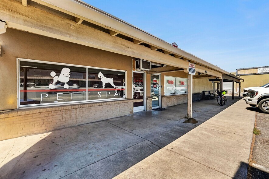 More Photos Of 1413-1417 Mangrove Ave, Chico General Retail For Sale
