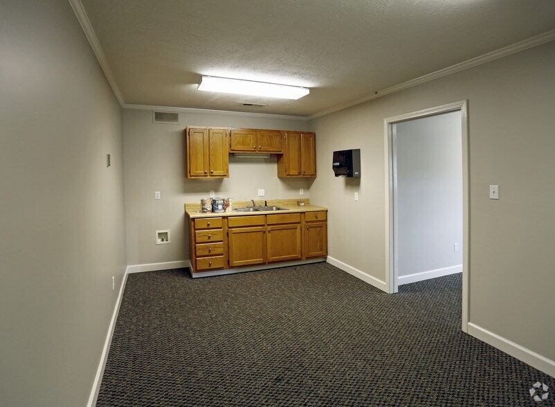 More Photos Of 93 Miller Dr, Jackson Industrial For Sale