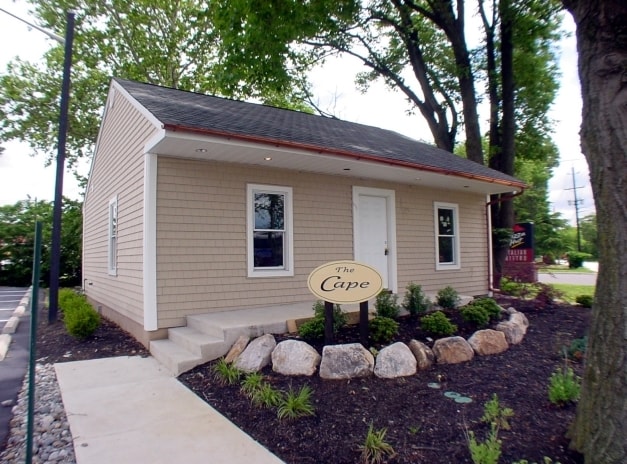 Primary Photo Of 11 Hartford Rd, Riverside Office For Lease