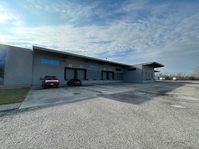 More Photos Of 3452 Saint Johns Rd, Lima Truck Terminal For Sale