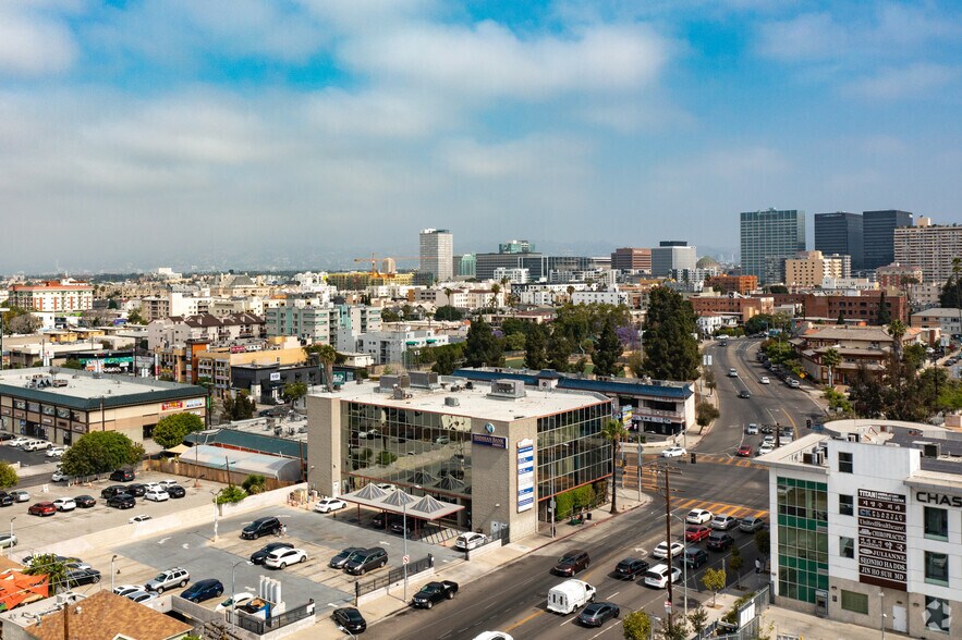 More Photos Of 3000 W Olympic Blvd, Los Angeles Medical For Lease