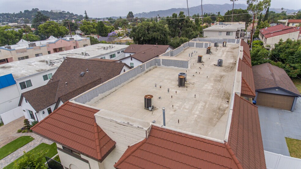 More Photos Of 517 Fischer St, Glendale Apartments For Sale