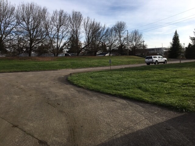 More Photos Of 3650 Marion St SE, Albany Manufacturing For Lease