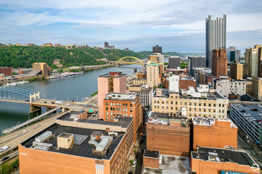 More Photos Of 432-440 1st Ave, Pittsburgh Apartments For Lease