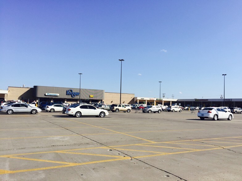 More Photos Of 1746-1828 Highway 1 S, Greenville Unknown For Lease