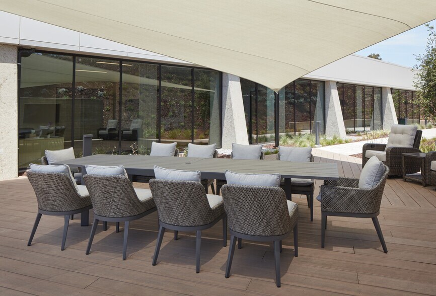 More Photos Of 10200 Willow Creek Rd, San Diego Office For Lease