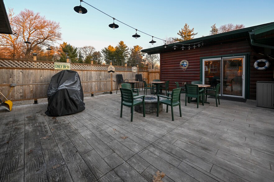 More Photos Of W7916 Highway 70, Spooner Restaurant For Sale