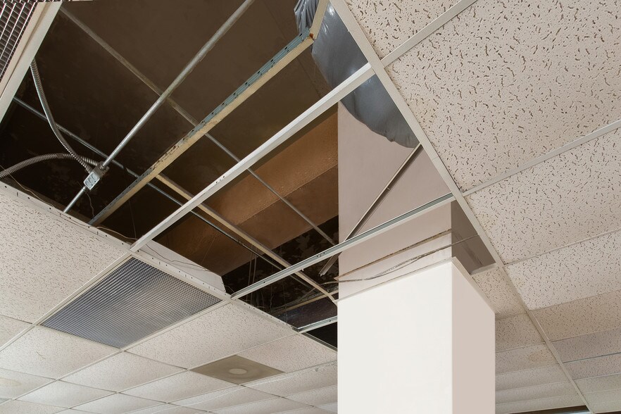 More Photos Of 401-411 N Main St, Pueblo Movie Theatre For Sale