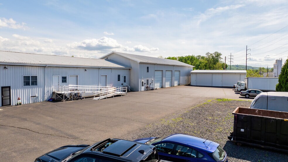 More Photos Of 820 Railroad St, Bloomsburg Warehouse For Sale